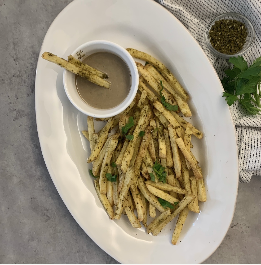 Za’atar Fries With Garlic Tahini Sauce By Vanessa Haberman|@platesandpetals