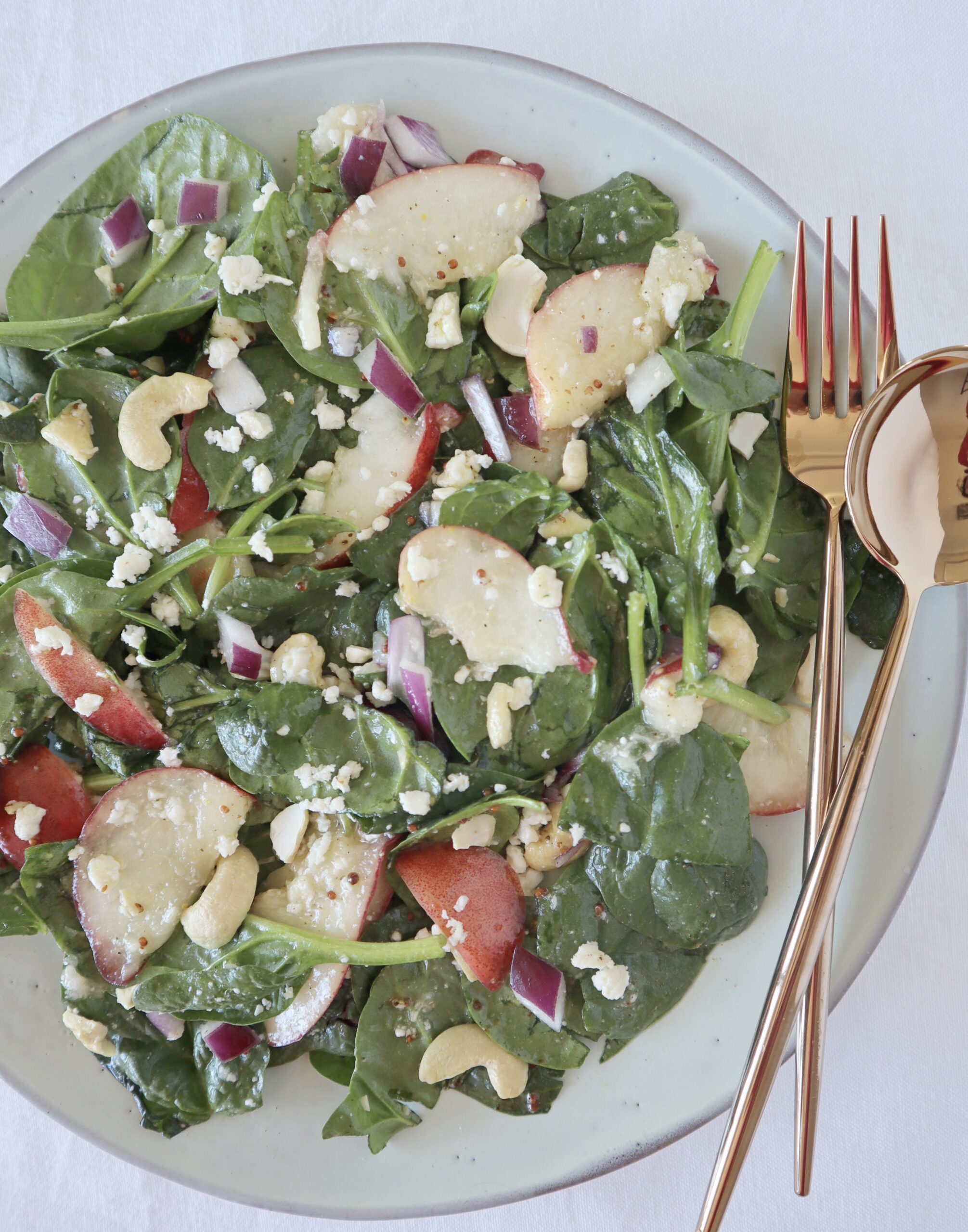 Spinach Nectarine Feta Salad by Tanya Ohana|@garlic.and.ganache